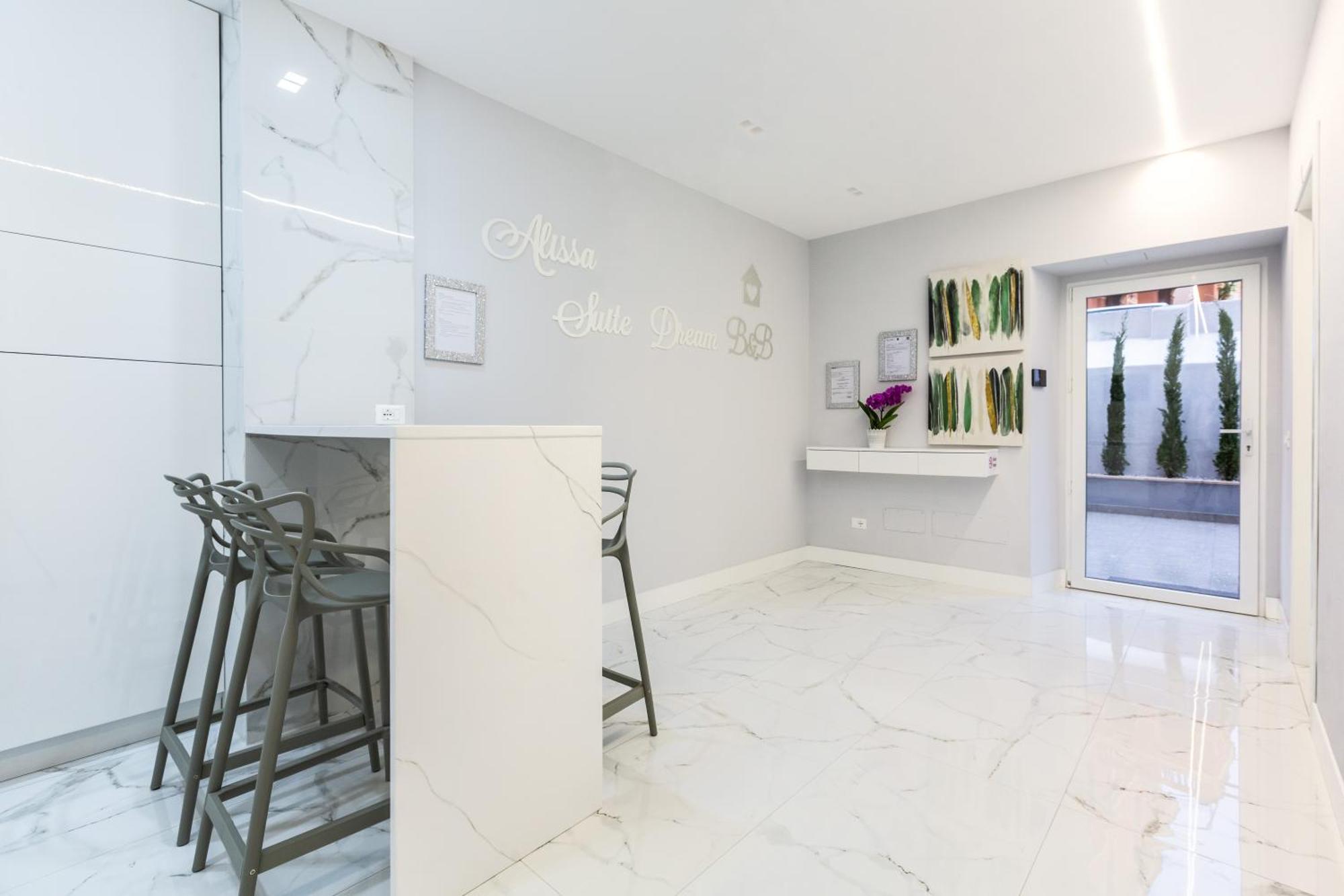 Alissa Suite Rome Exterior photo