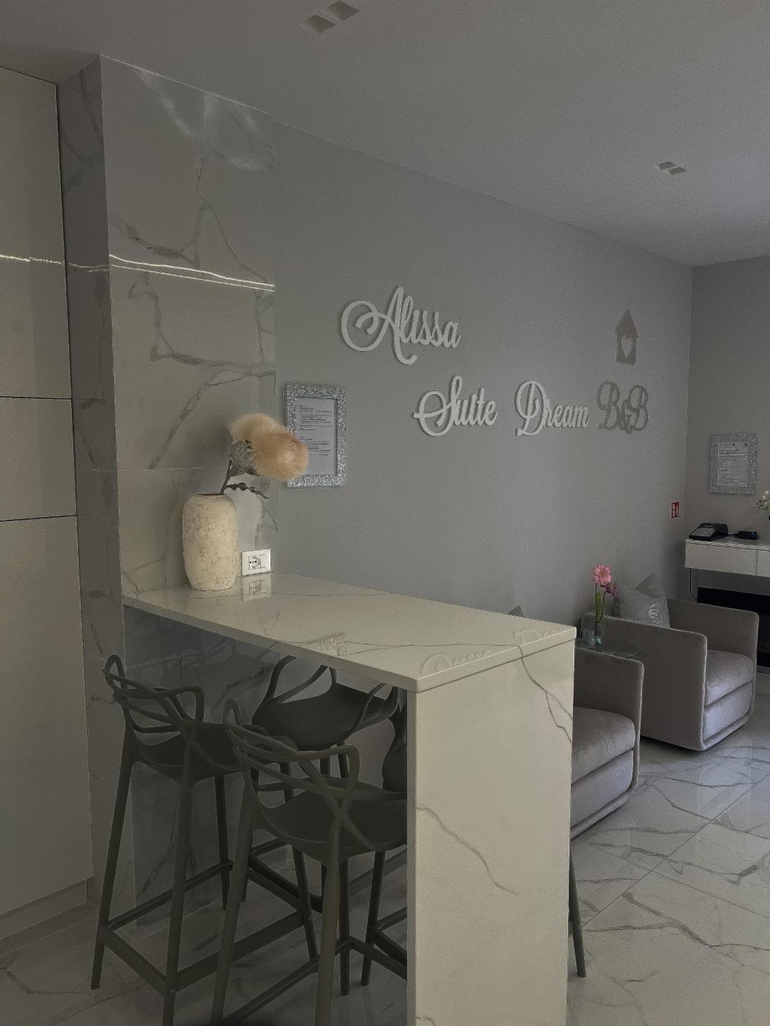 Alissa Suite Rome Exterior photo